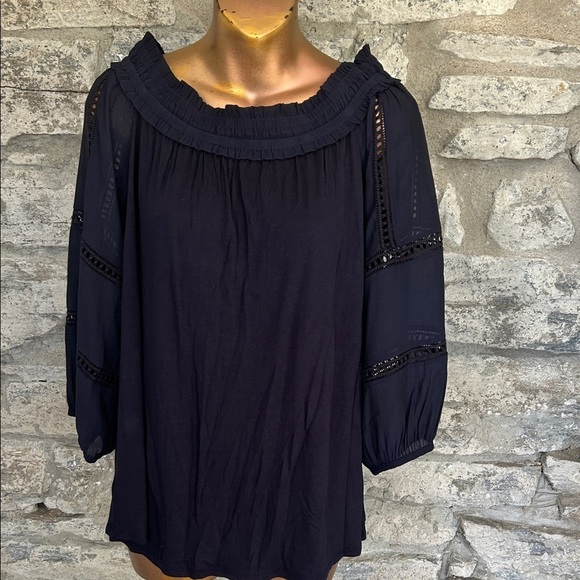 LOFT Tops - Navy on/off shoulder Top